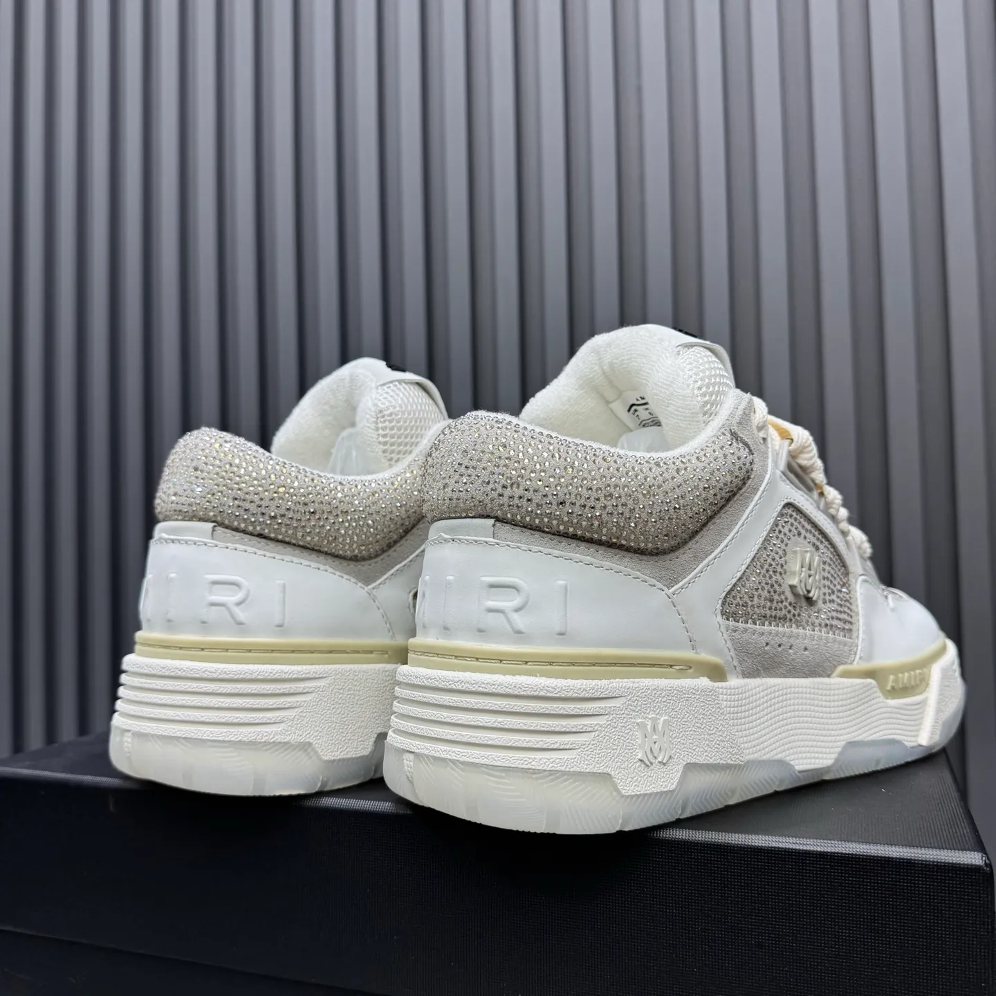 Men's shoes 💰760💰 AMIRI AMIRI fashion brand hot sale 🔥 Available all year round, couples 💑 Official website synchronization Imported fabrics 1⃣️ vs 1⃣️ replica, original factory special original sole, 35-45 (45. non-refundable)